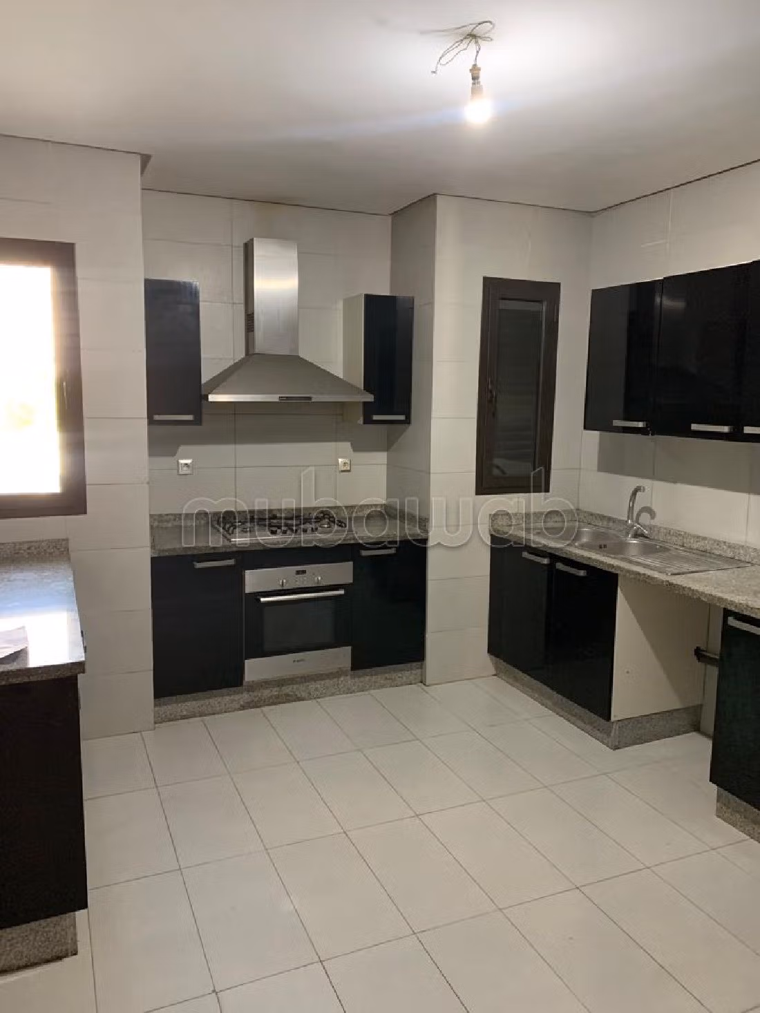 Villa pour location à préstigia vide avec piscine