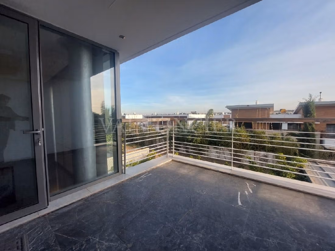 Location magnifique duplex meublé 3chambres avec jardin privé sans vis à vis, Bouskoura ville verte