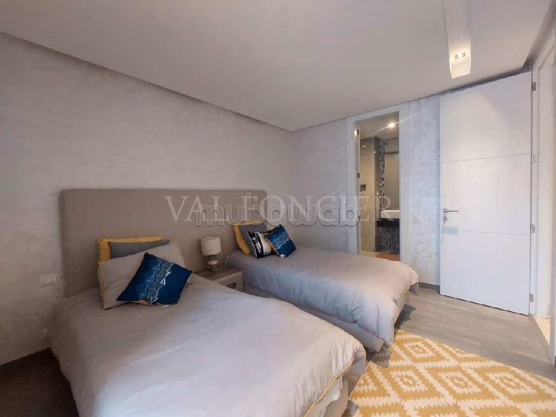 Location magnifique duplex meublé 3chambres avec jardin privé sans vis à vis, Bouskoura ville verte