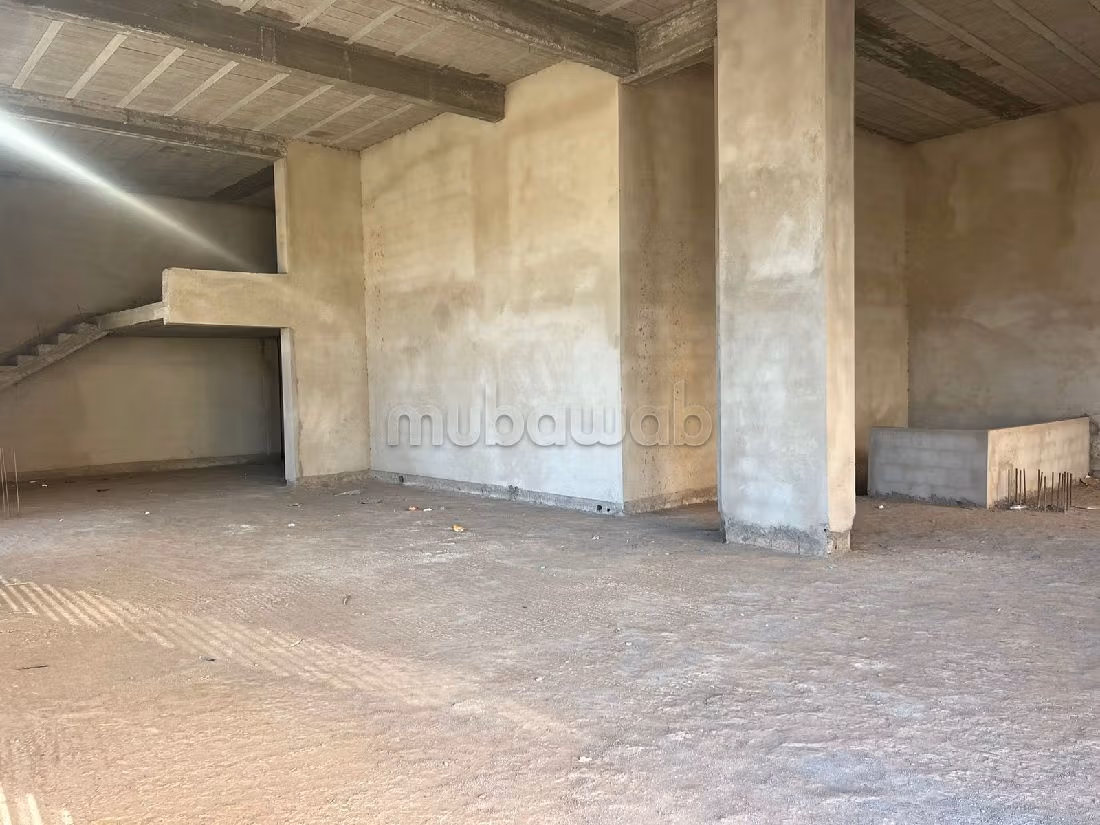 Tres beau magazin a ne pas rater macdo route casa