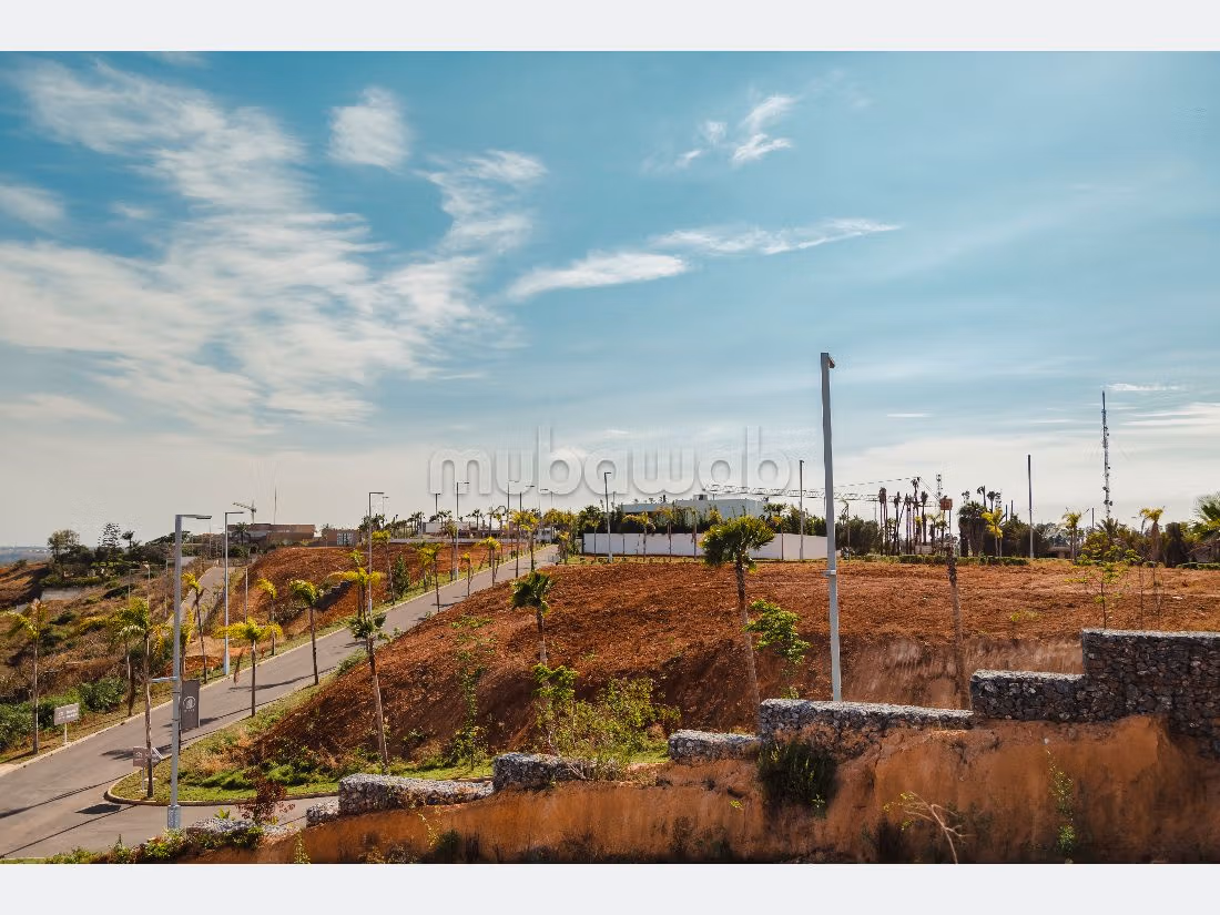 Vente terrain à Souissi. Surface totale 1500 m²