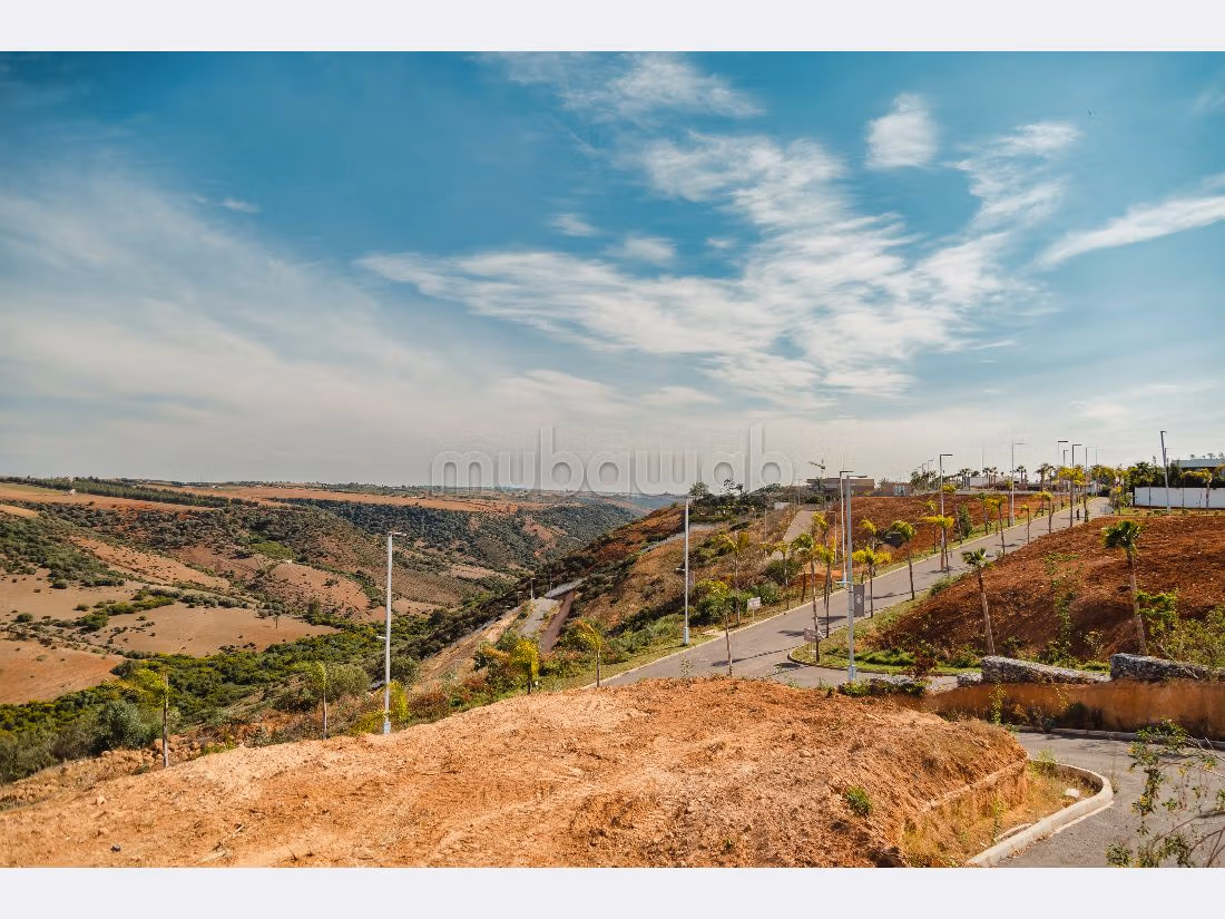 Vente terrain à Souissi. Surface totale 1500 m²