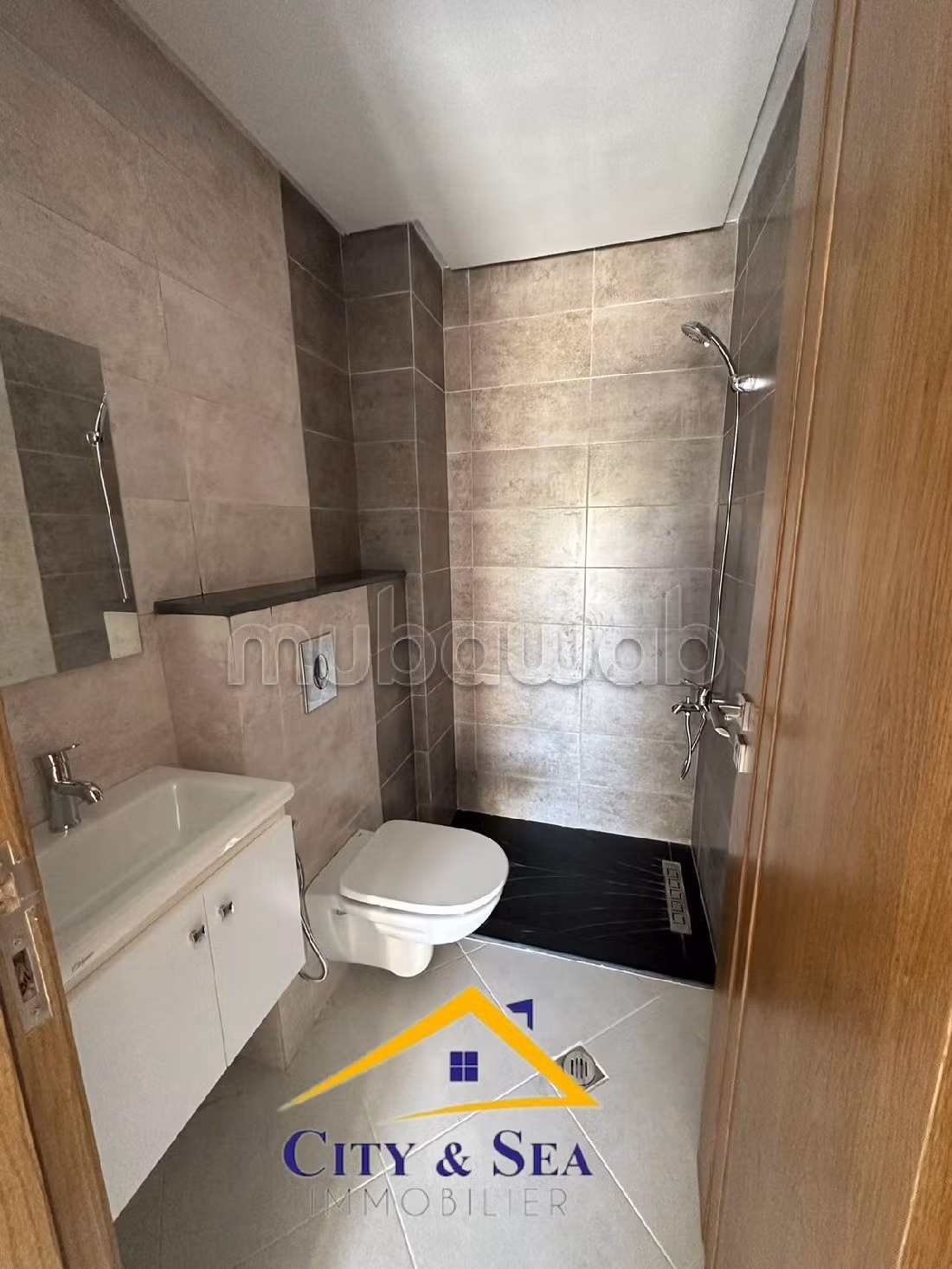 Apartment for sale in Saniat Errmel. 1 Room. 