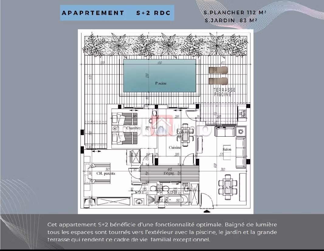 Vendita di un bell'appartamento. Superficie totale 245 m². Terrazzo e ascensore. 
