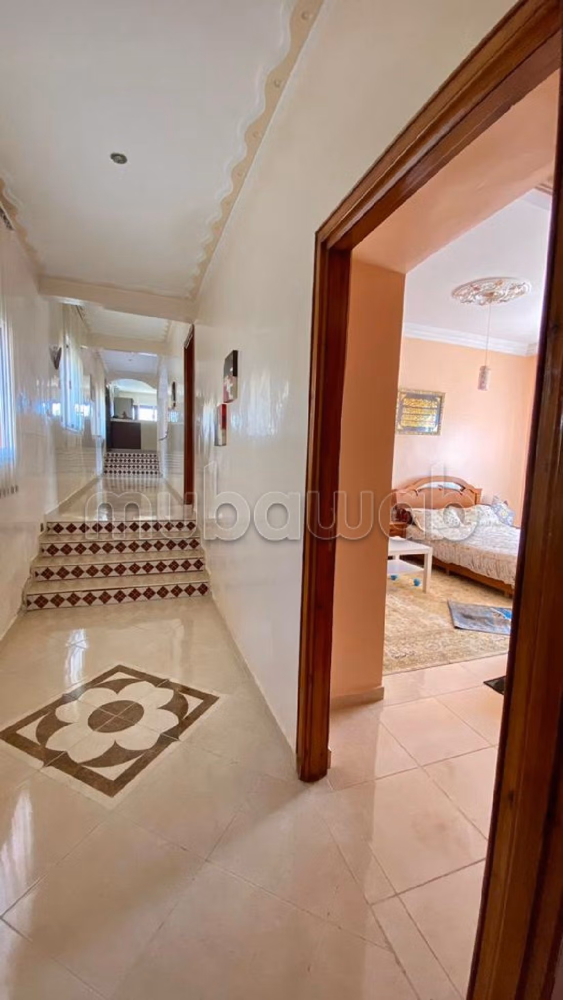 Trova la fattoria ideale a Golf de Benslimane. Superficie totale 10000 m². Garage privato. 