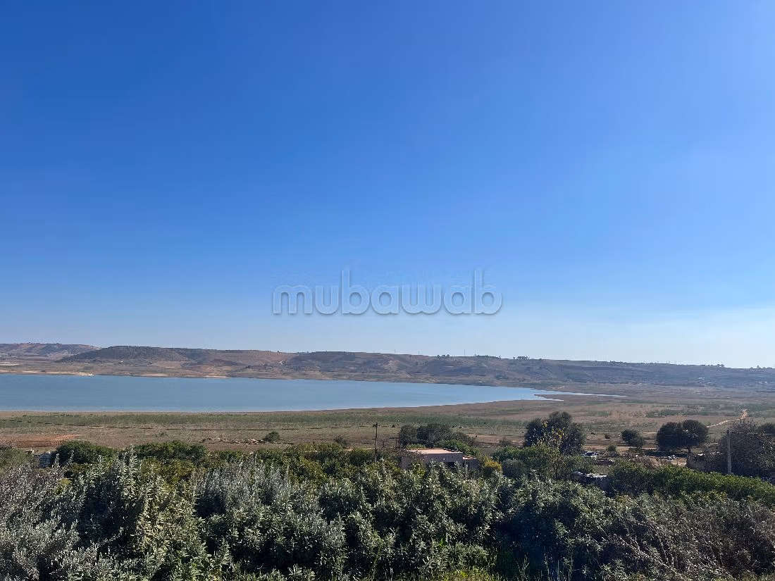 Fattoria in vendita a Technopolis. Superficie totale 13500 m².
