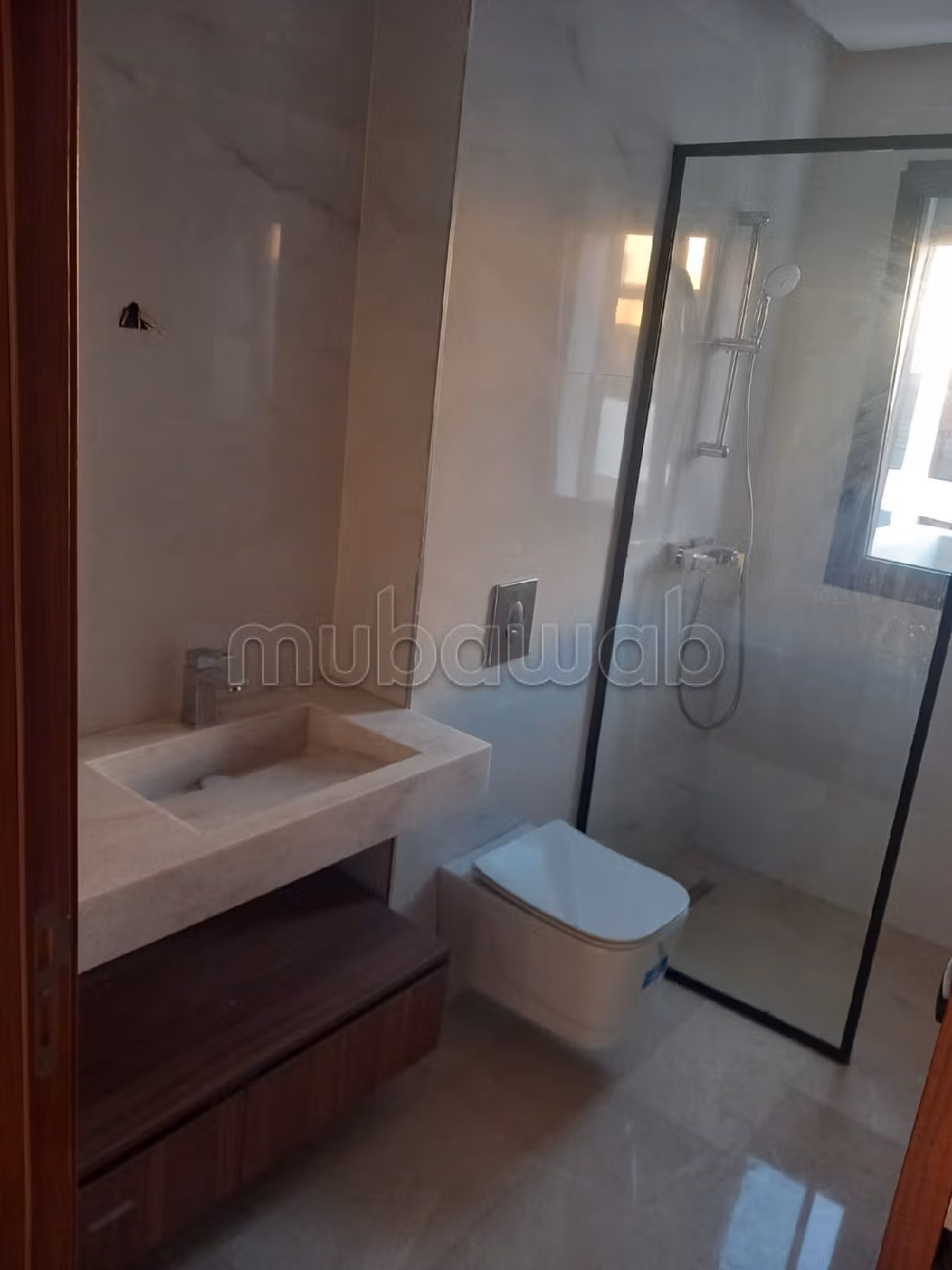 شقة للكراء ببوسكورة. المساحة الإجمالية 109 م². باب متين،إقامة محروسة. 