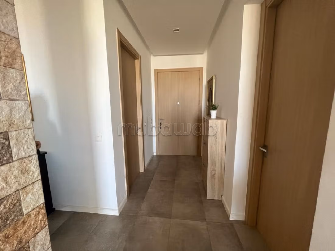 Appartementen om te huren. 3 Ruimtes. Volledig gemeubileerd. 