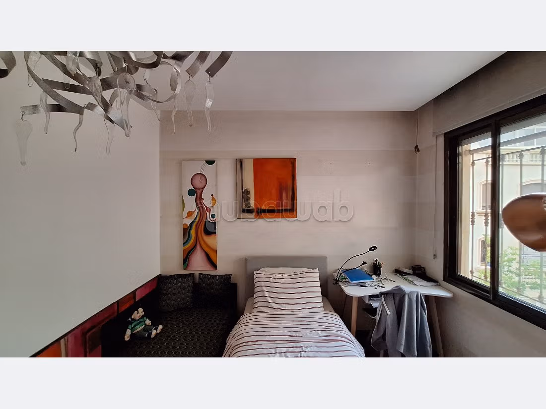 استئجار شقة براسين. 3 غرف رائعة. 