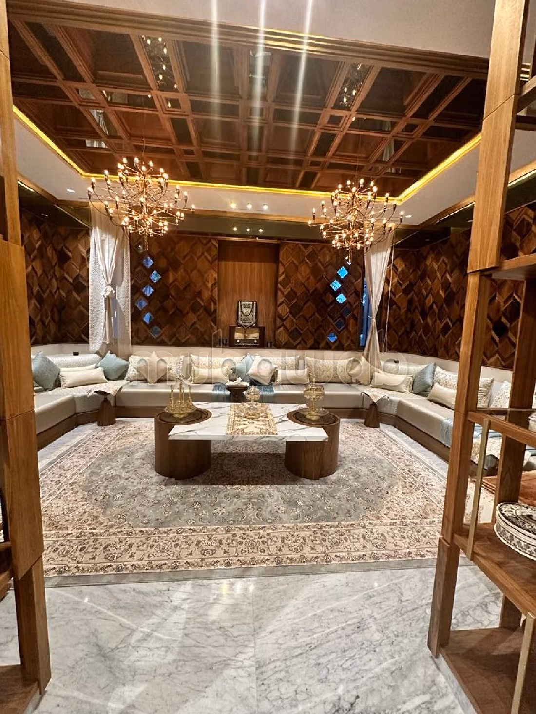 فيلا ممتازة للبيع ب طريق تحناوت. 8 قطع رائعة. مفروشة. 