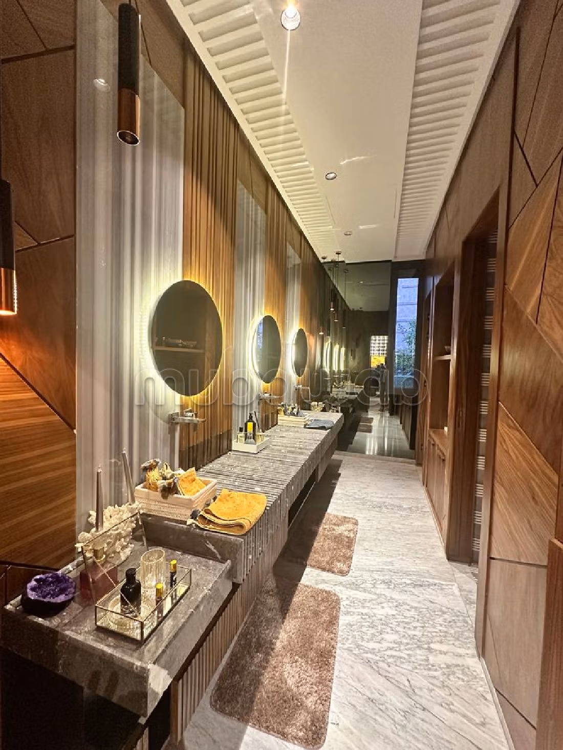 فيلا ممتازة للبيع ب طريق تحناوت. 8 قطع رائعة. مفروشة. 