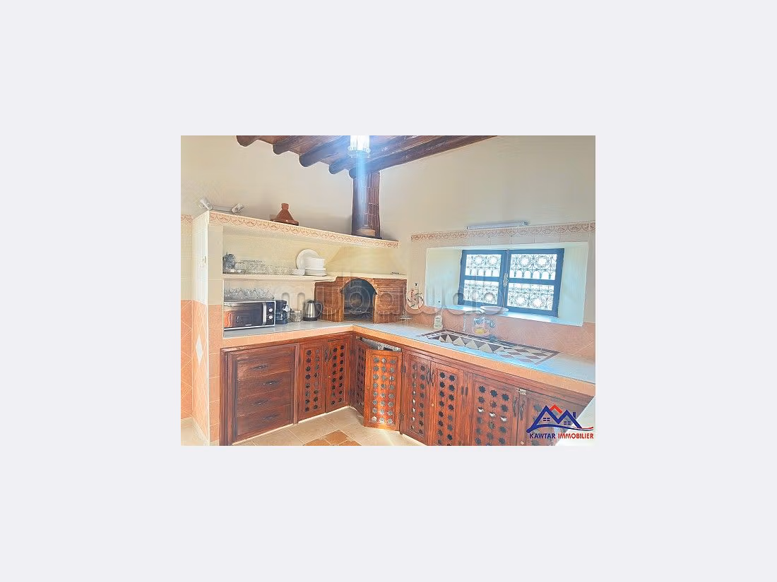 Villa's en luxe woningen om te huren in Route de l'Ourika. Oppervlakte 5000 m². Zwembad