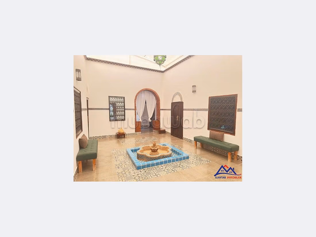 Villa's en luxe woningen om te huren in Route de l'Ourika. Oppervlakte 5000 m². Zwembad