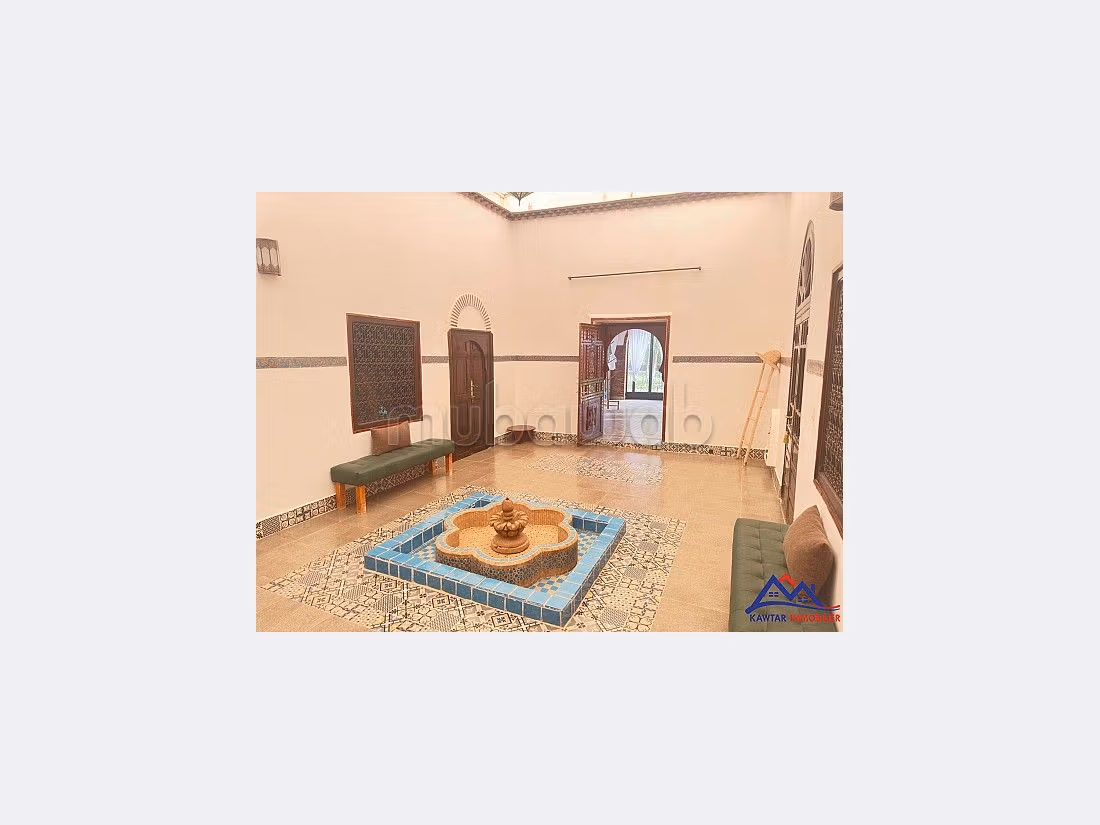 Villa's en luxe woningen om te huren in Route de l'Ourika. Oppervlakte 5000 m². Zwembad