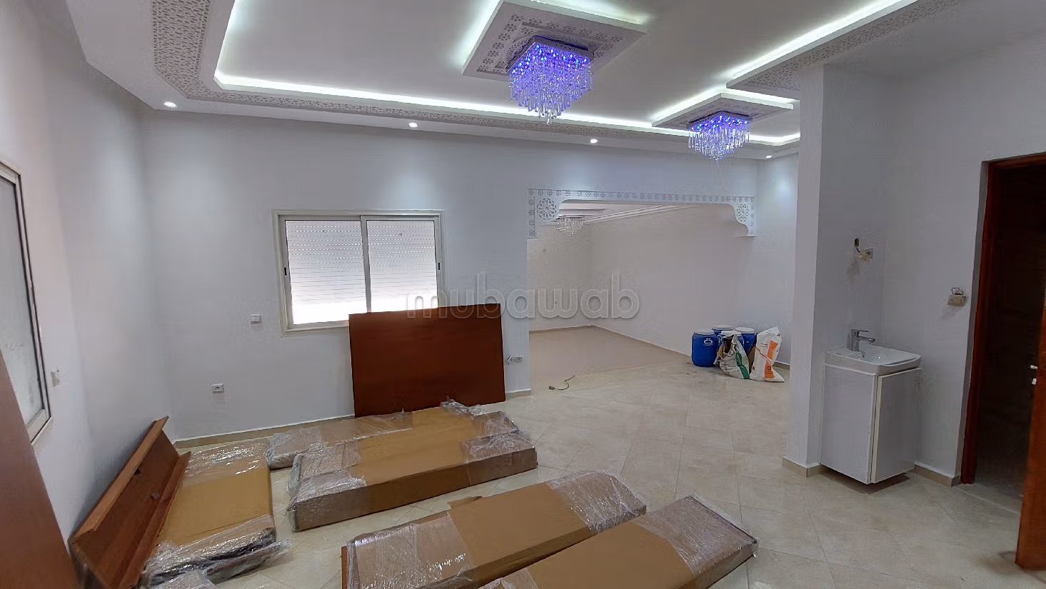 Splendida casa in vendita. 3 belle camere da letto. Sistema di sicurezza e antenna parabolica