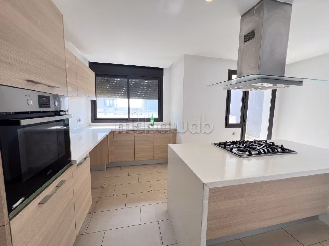 Duplex dernier étage double terrasse vue mer ain diab