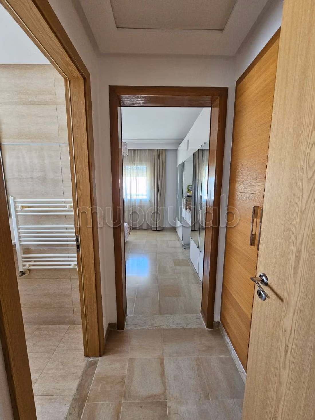 Vendita appartamento a Les Jardins de Carthage. 3 belle camere da letto. Piano cottura con forno integrato. 
