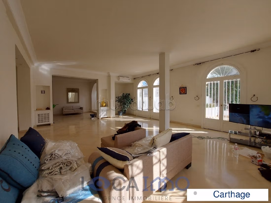 Meravigliosa villa in affitto a Carthage. 5 belle camere da letto. Piscina. 