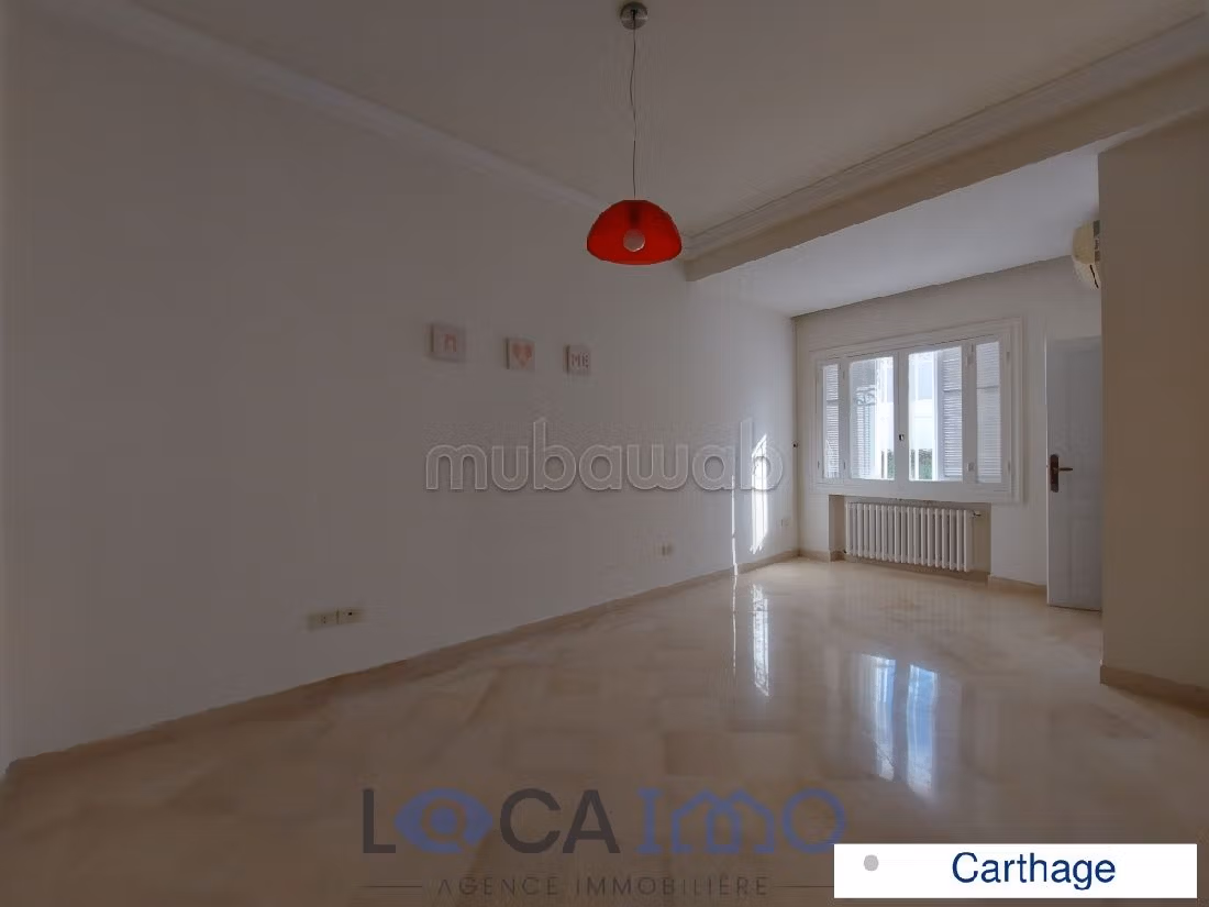 Meravigliosa villa in affitto a Carthage. 5 belle camere da letto. Piscina. 