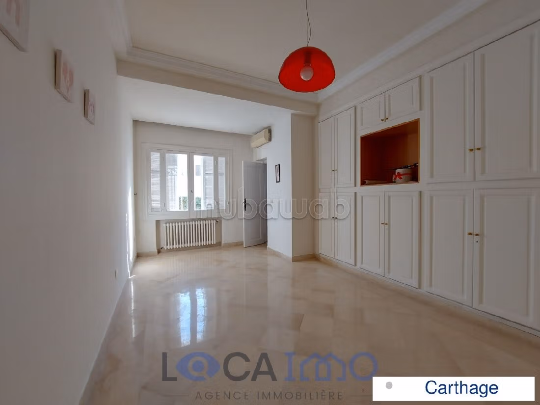 Meravigliosa villa in affitto a Carthage. 5 belle camere da letto. Piscina. 