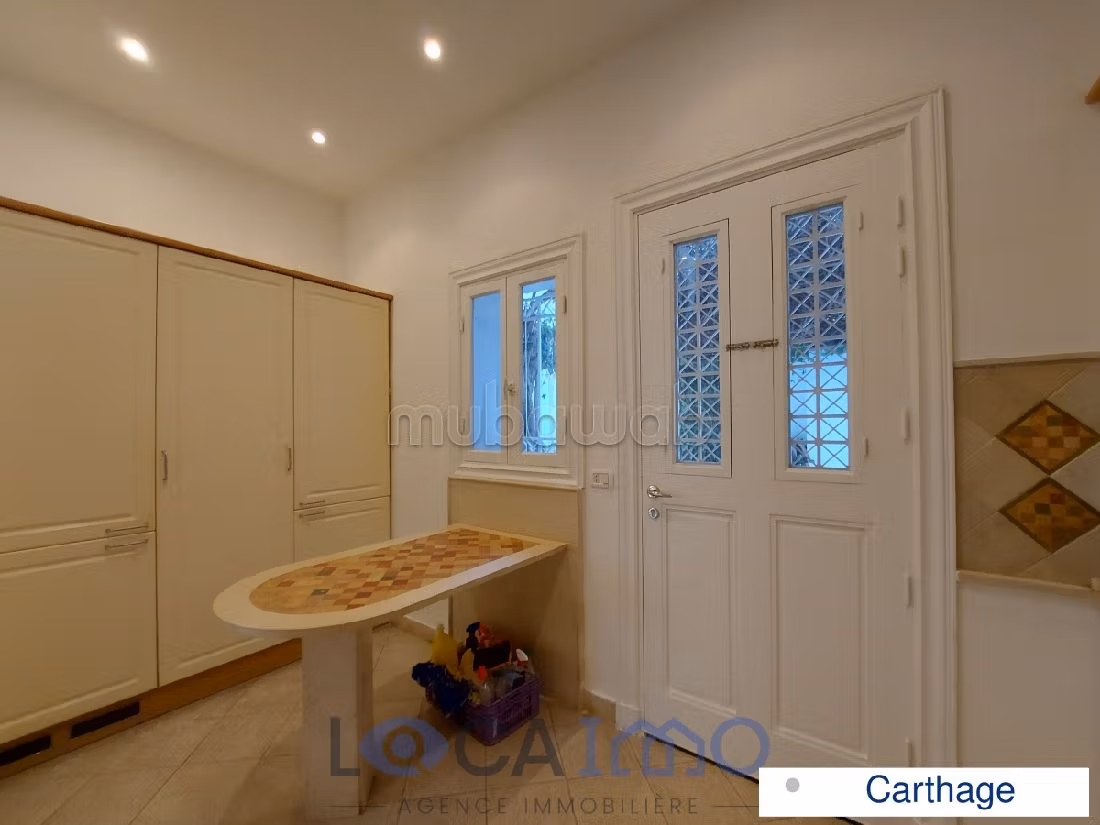 Meravigliosa villa in affitto a Carthage. 5 belle camere da letto. Piscina. 