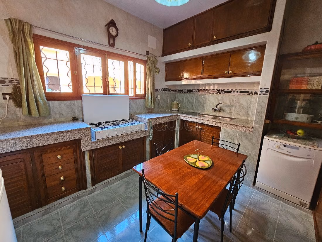 Une villa au centre ville Amerchiche