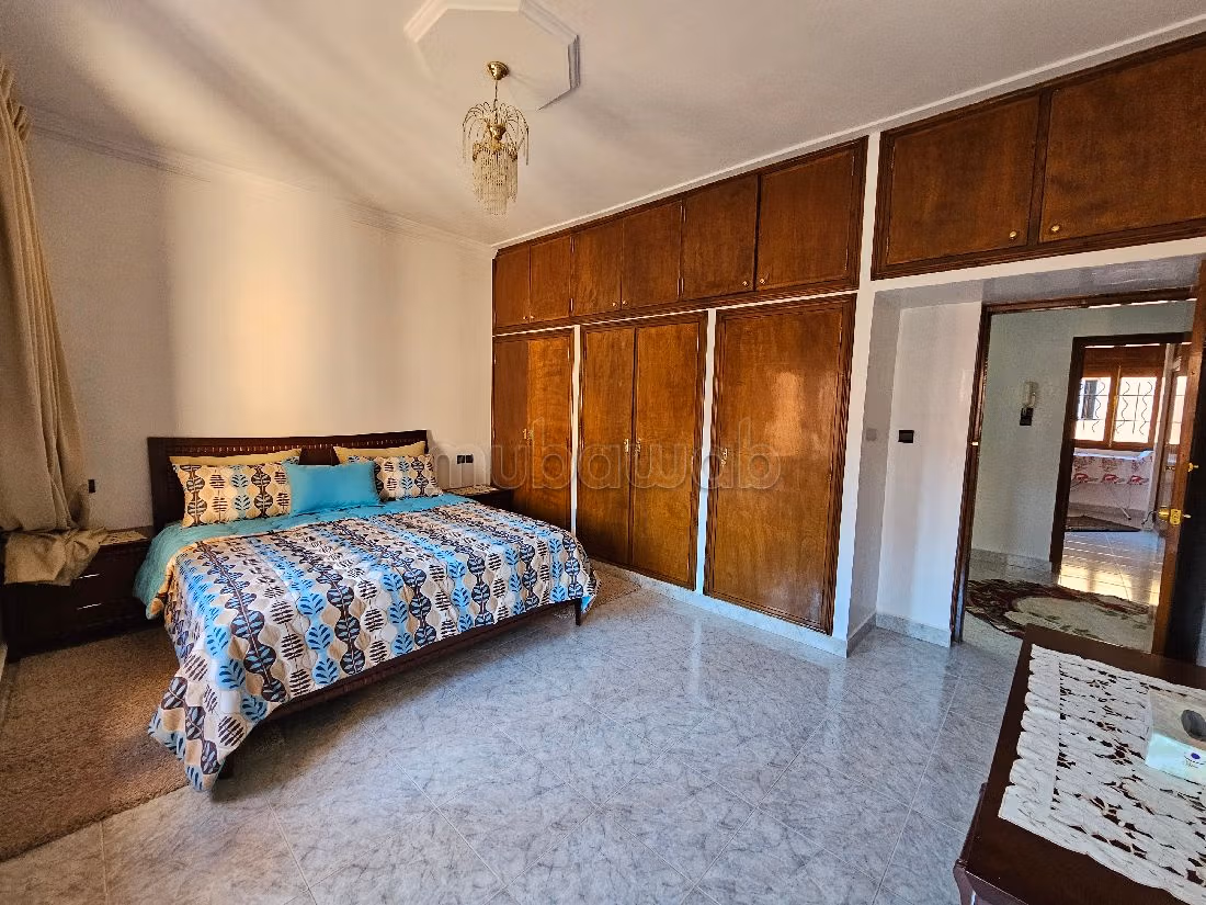 Une villa au centre ville Amerchiche