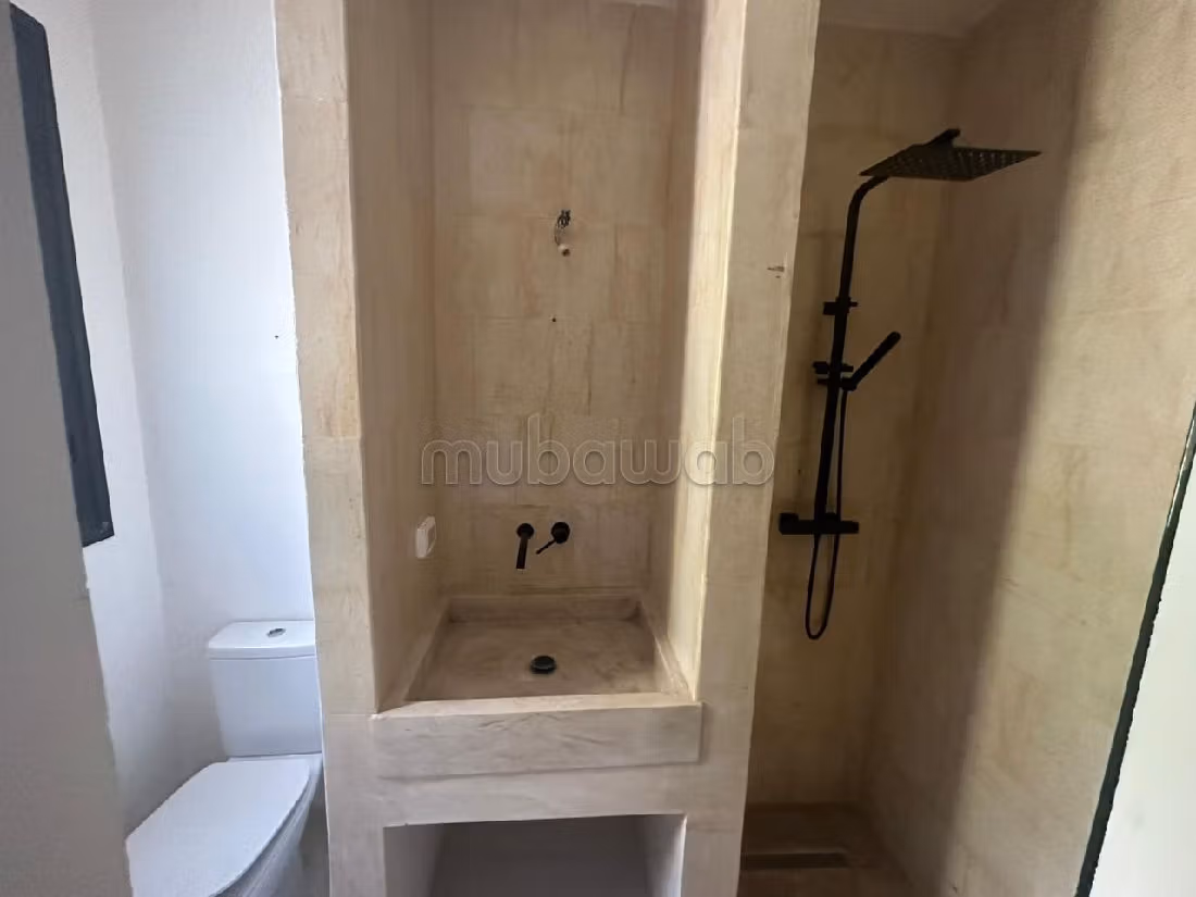 Magnifica casa di lusso in affitto a Carthage. 3 camere da letto. Doppi vetri e riscaldamento. 
