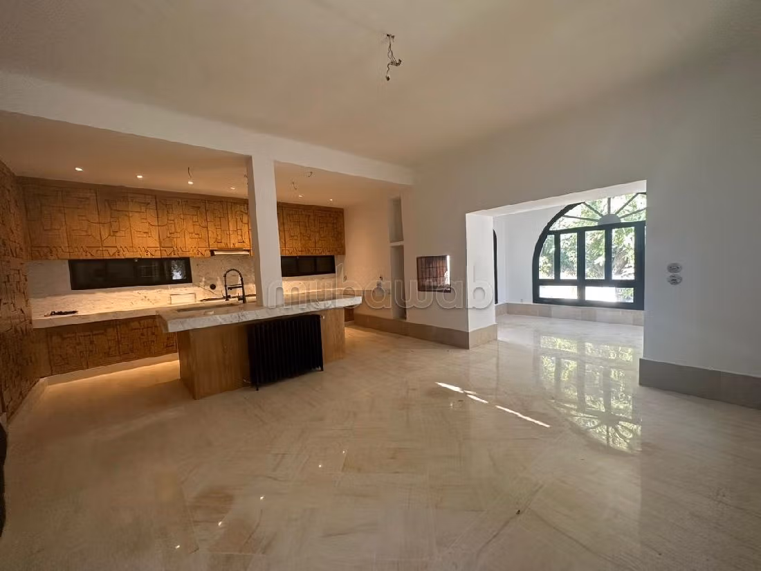 Magnifica casa di lusso in affitto a Carthage. 3 camere da letto. Doppi vetri e riscaldamento. 