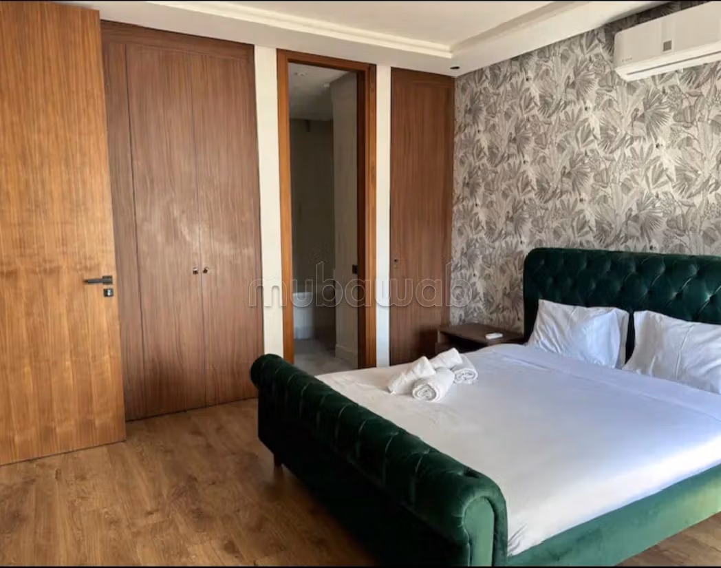 Flat for rent in Racine. Surface area 67 m². Terrace and lift