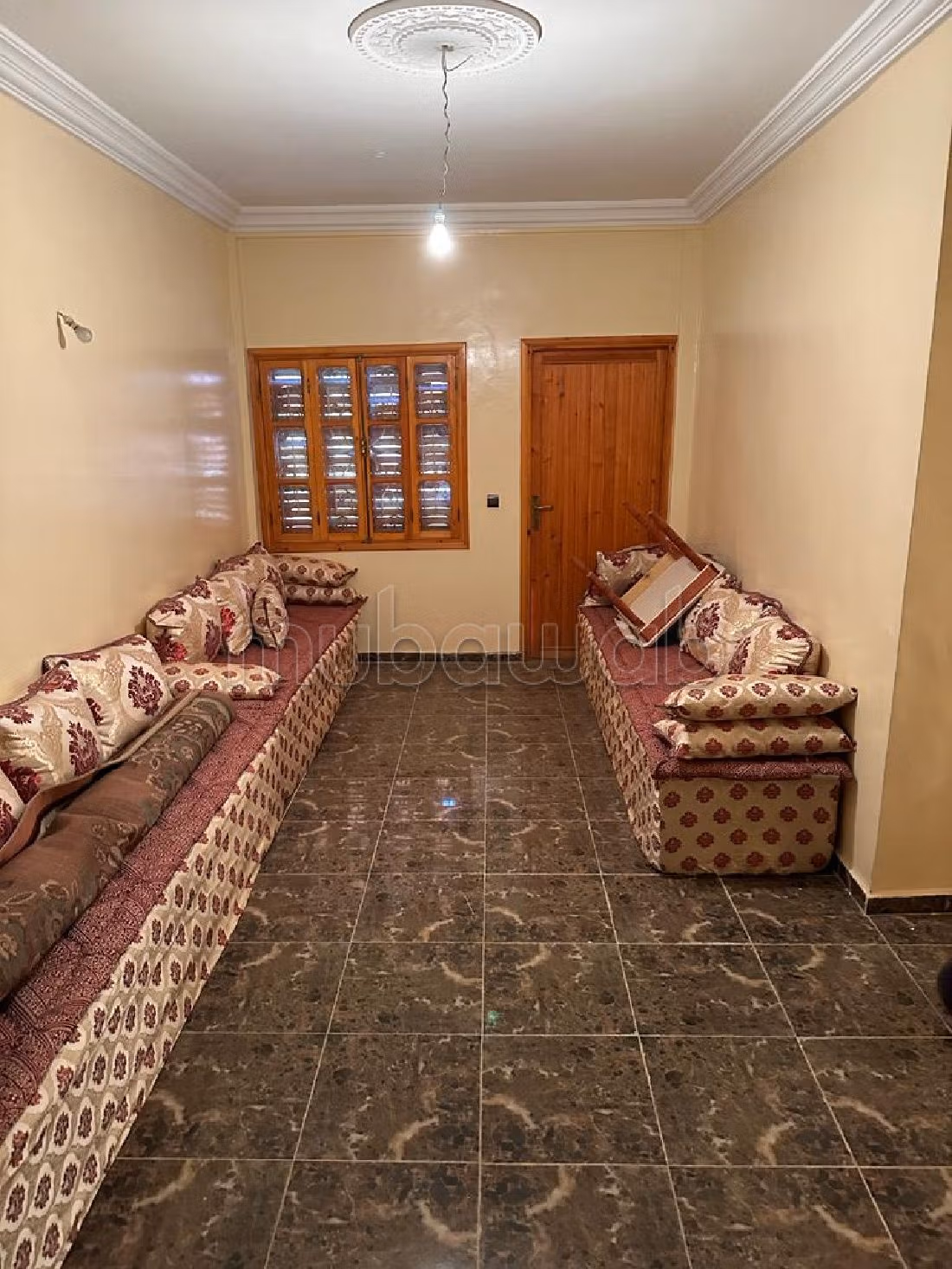 مكاتب ومحلات للبيع ب حي المسار. المساحة 263 م². 