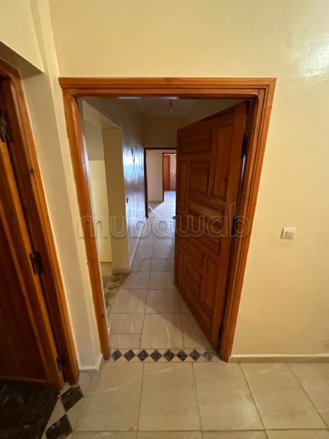 مكاتب ومحلات للبيع ب حي المسار. المساحة 263 م². 