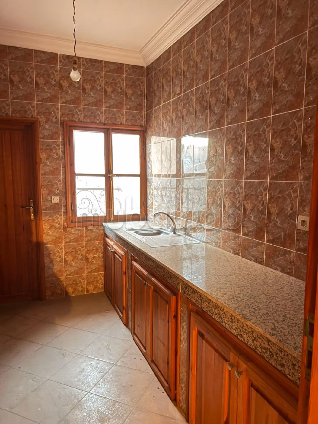 مكاتب ومحلات للبيع ب حي المسار. المساحة 263 م². 