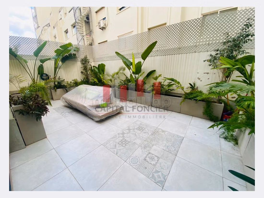 Appartementen huren in Bourgogne Est. 1 Kamer. Gemeubileerd