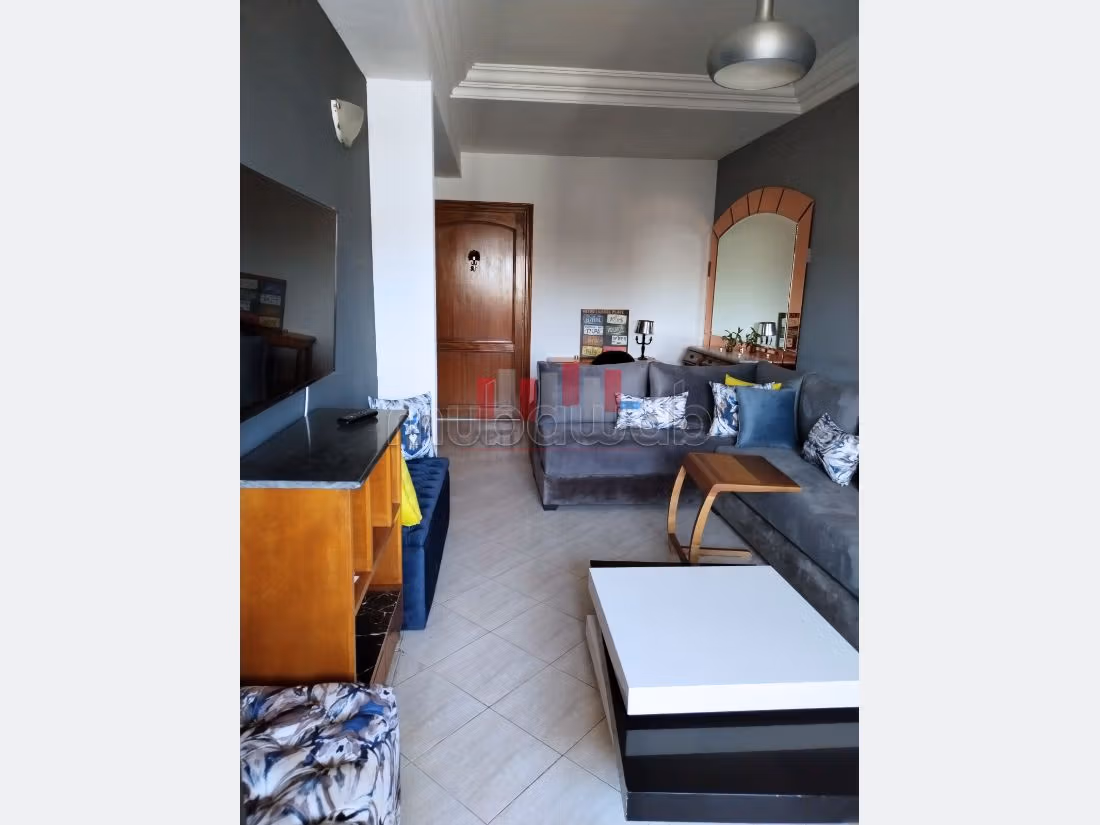 شقة للكراء بأنفا. 2 غرف. مفروشة