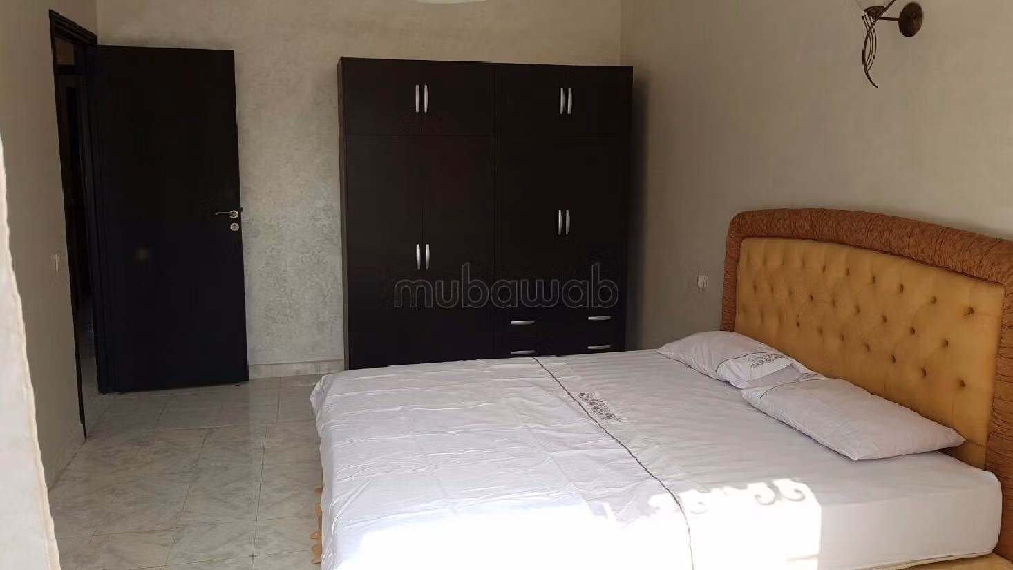 Appartement 2 Mars à coté McDonald’s