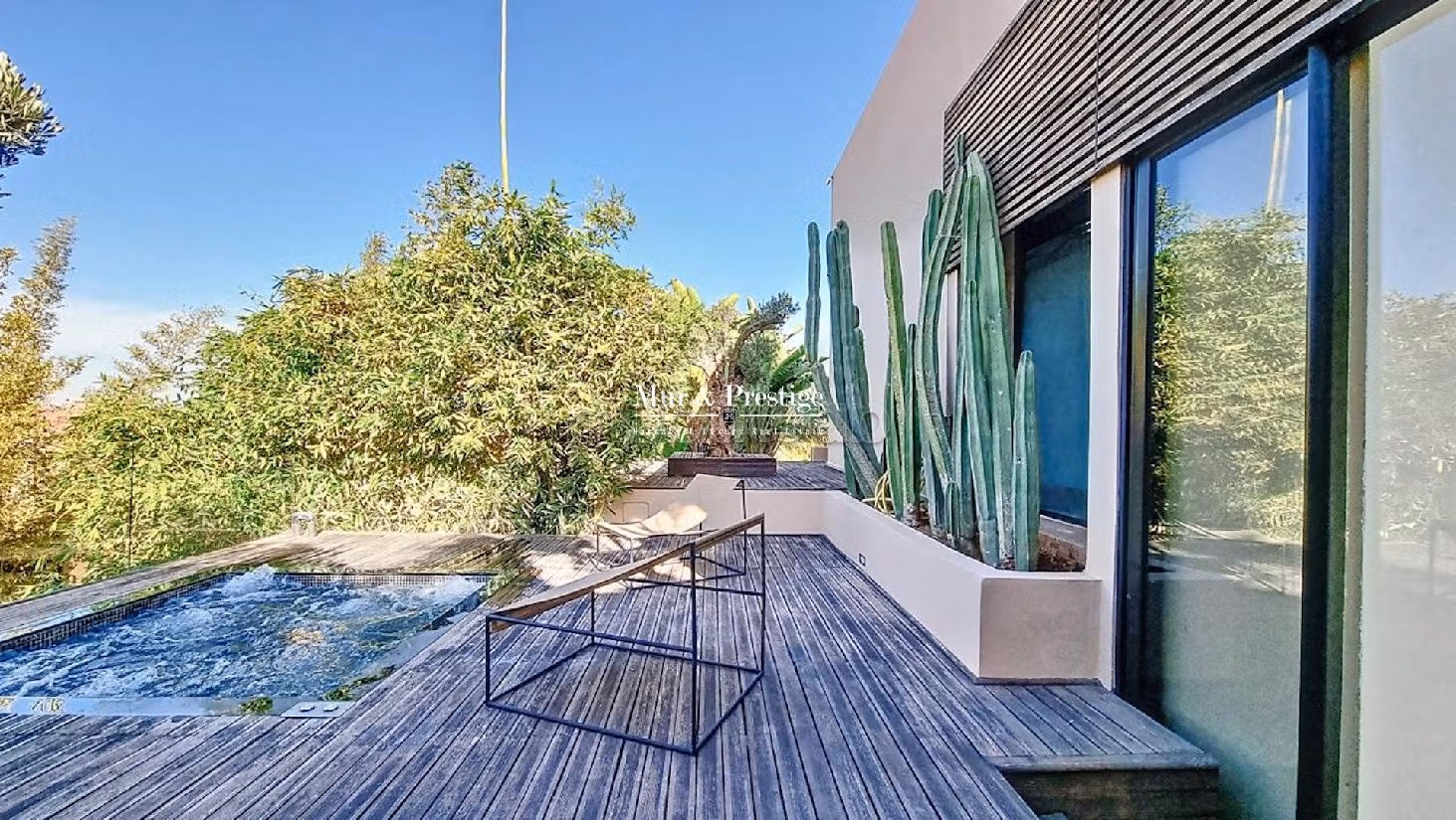 Nu kopen: villa's en luxe woningen. 5 Ruimtes. Terras. 