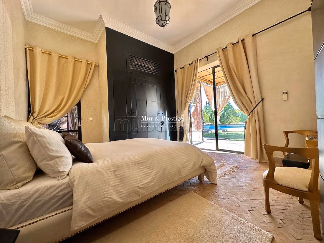 Villa's en luxe woningen om te kopen in Route de Fez. 6 Kamers. Met airconditioning