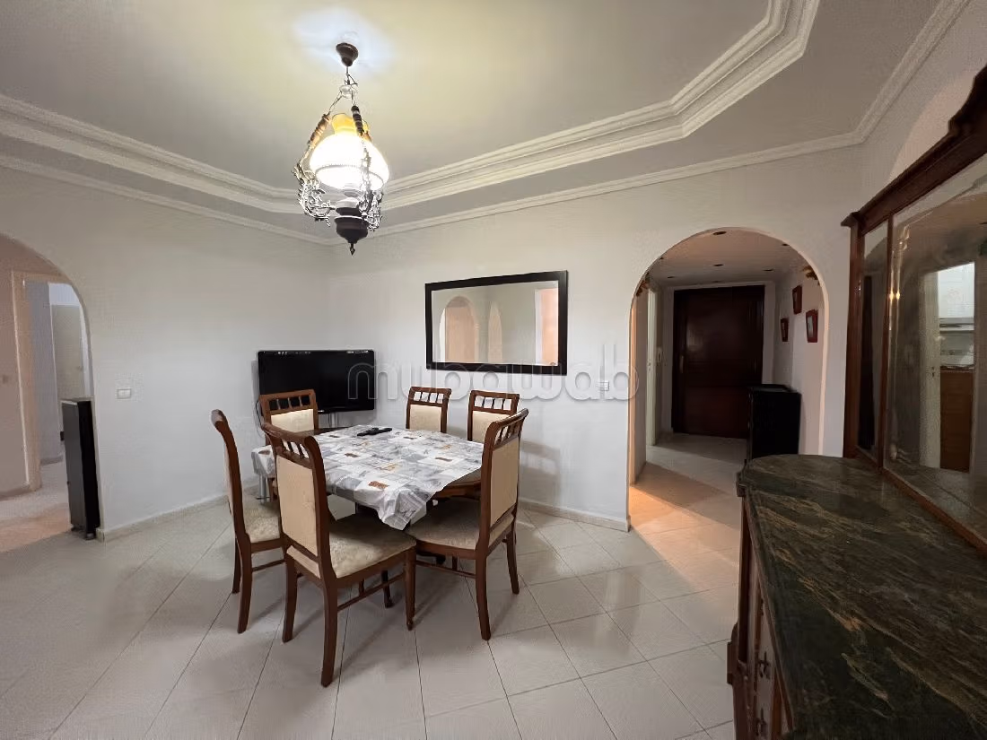 Appartamento in affitto a Castilla. Superficie totale 118 m². ammobiliato. 