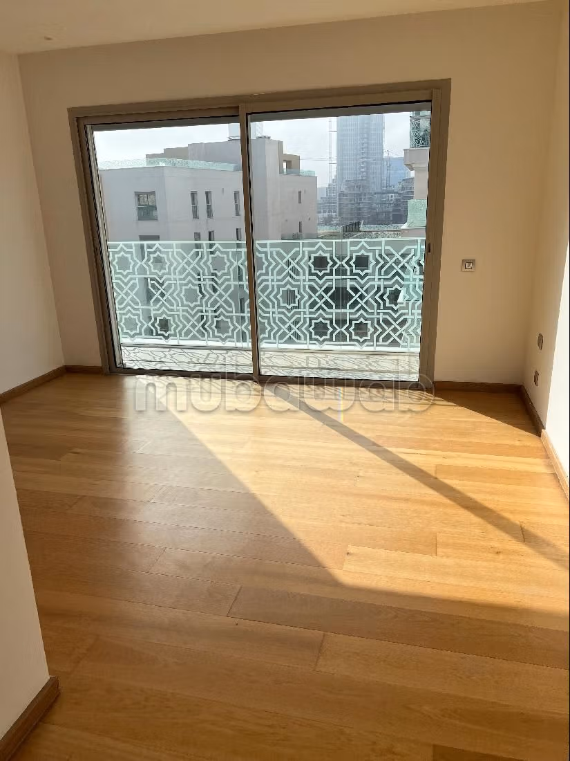 Très bel appartement 2 chambres vide CFC