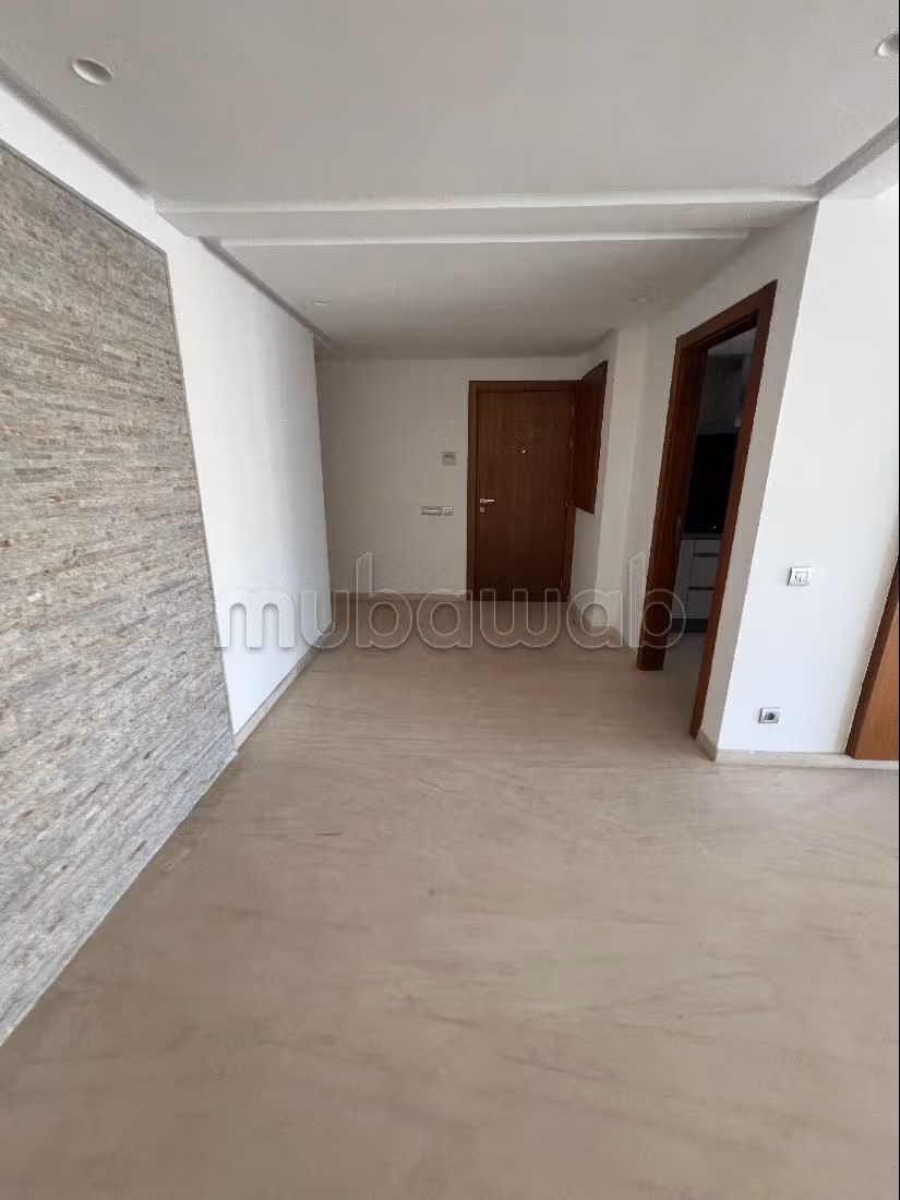 Très bel appartement 2 chambres vide CFC