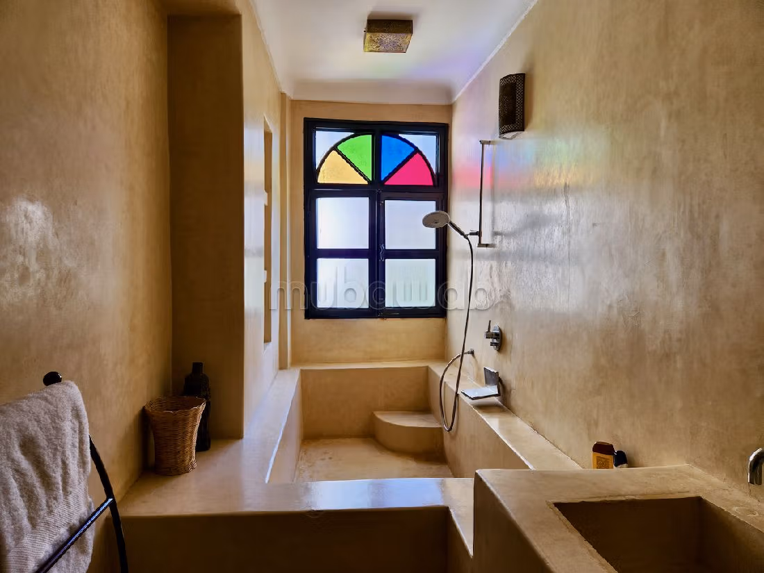 Superb riad for sale in Zekak Erroumane. 4 rooms. Storage unit