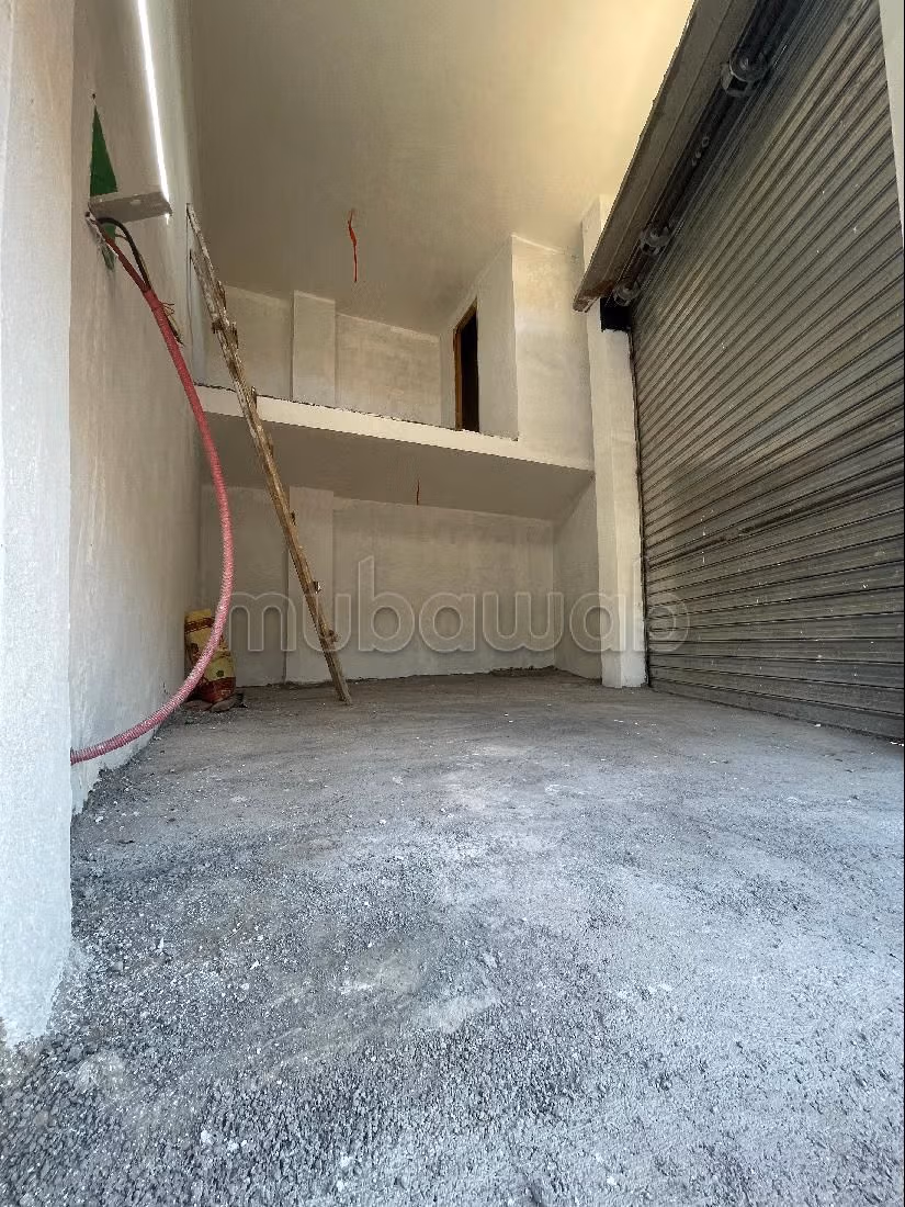 Offices & shops for sale in Mhamid. Area 34 m². Thermal insulation and soundproofing. 