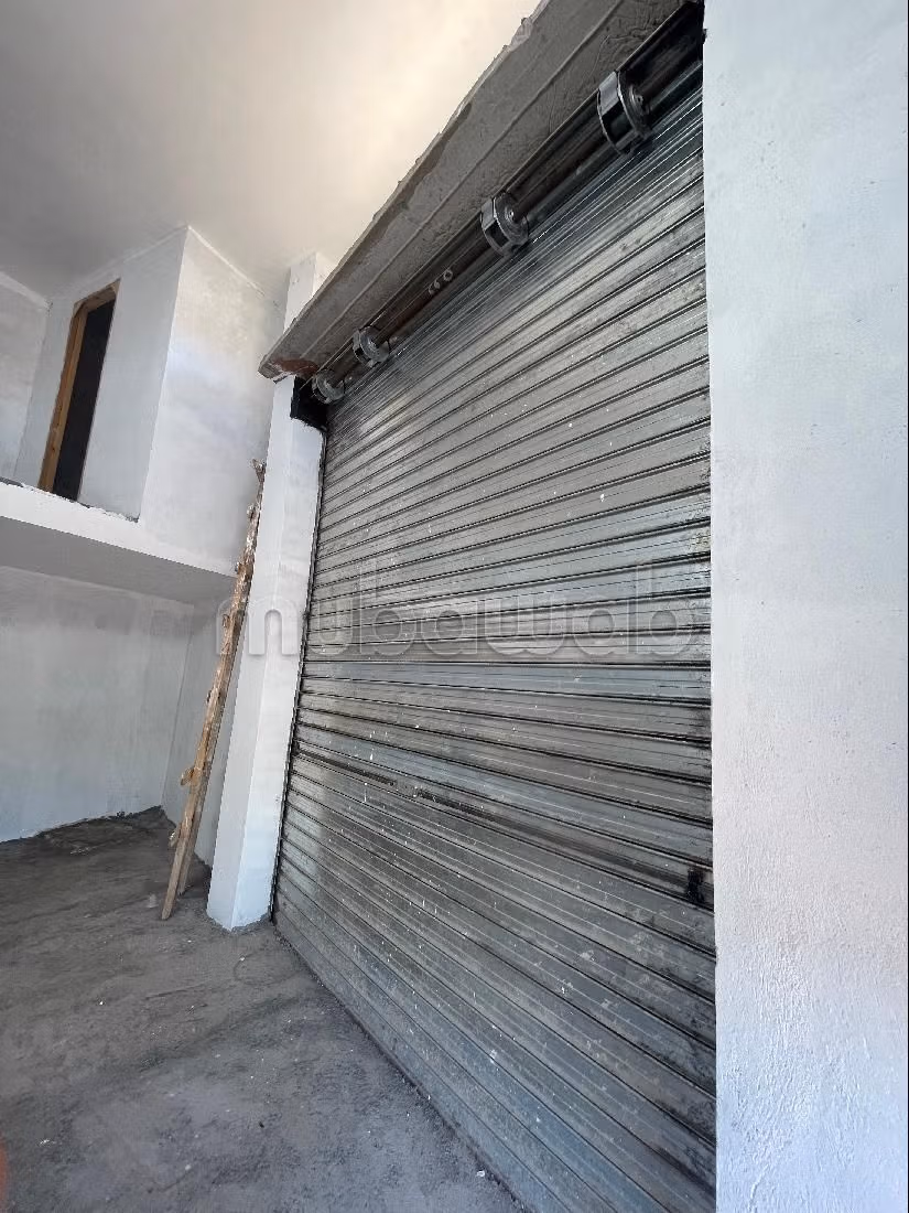 Offices & shops for sale in Mhamid. Area 34 m². Thermal insulation and soundproofing. 
