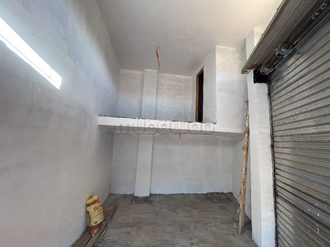 Offices & shops for sale in Mhamid. Area 34 m². Thermal insulation and soundproofing. 