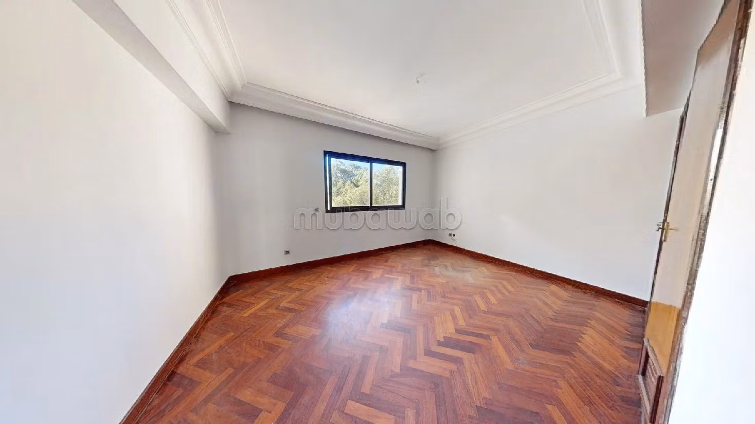 Offices for rent in Maârif. 3 rooms