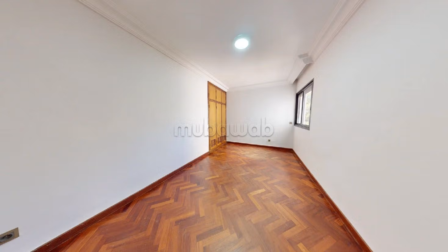 Offices for rent in Maârif. 3 rooms