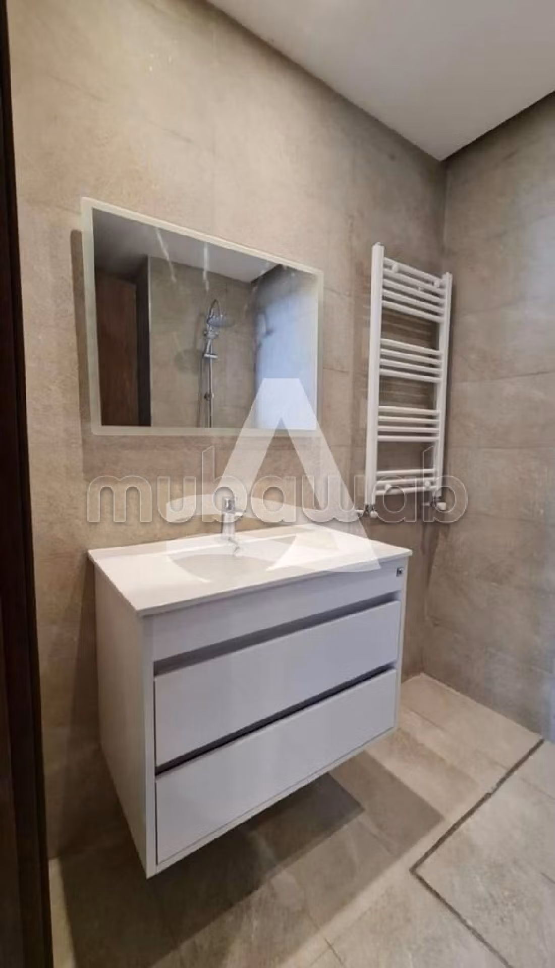 Loft a vendre a ain zaghouen nord