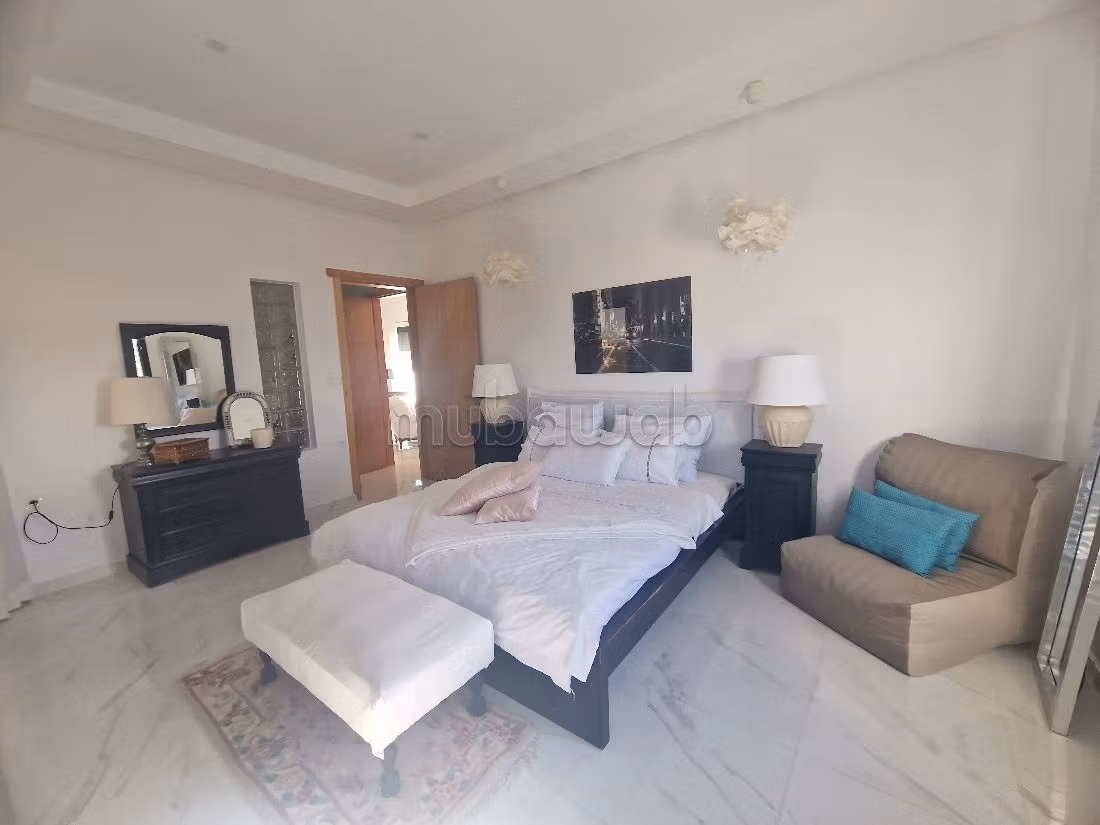 Sublime Villa avec piscine et magnifique jardin avec VNA