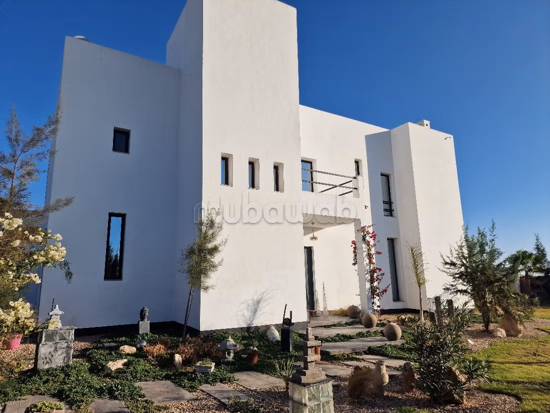 Sublime Villa avec piscine et magnifique jardin avec VNA